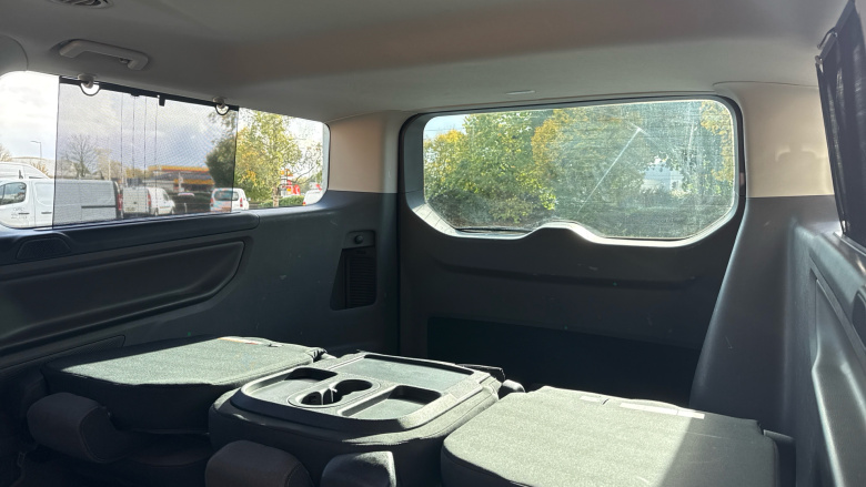 Ford Tourneo Custom Transit Custom Tourneo L2 Diesel Fwd 2.0 EcoBlue Hybrid 130ps L/R 8 Seater Titanium